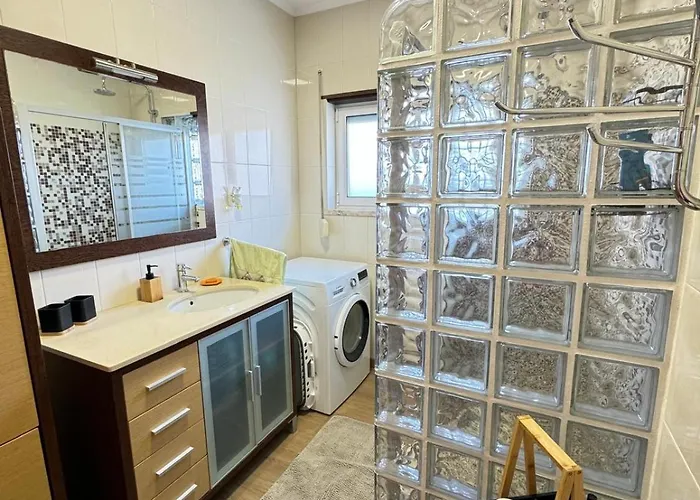 Modern House - Bbq - 4 Beds